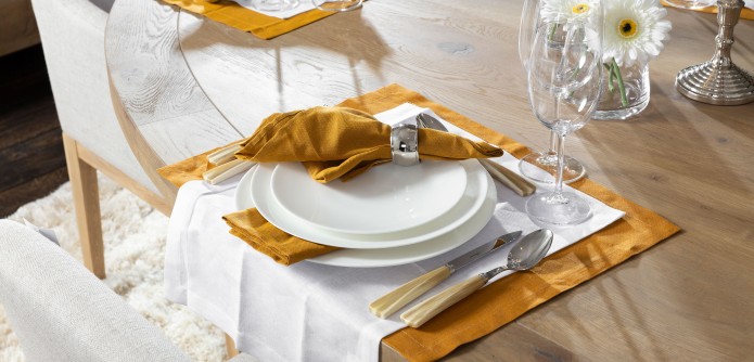 Placemats & cutlery holders